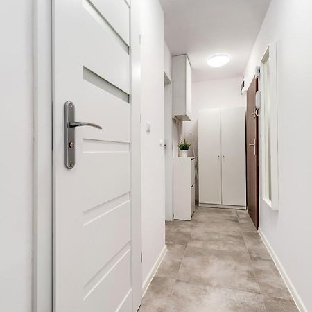 Ferienwohnung Pokoje Gdansk Zabianka - Bitwy Oliwskiej 15 Exterior foto
