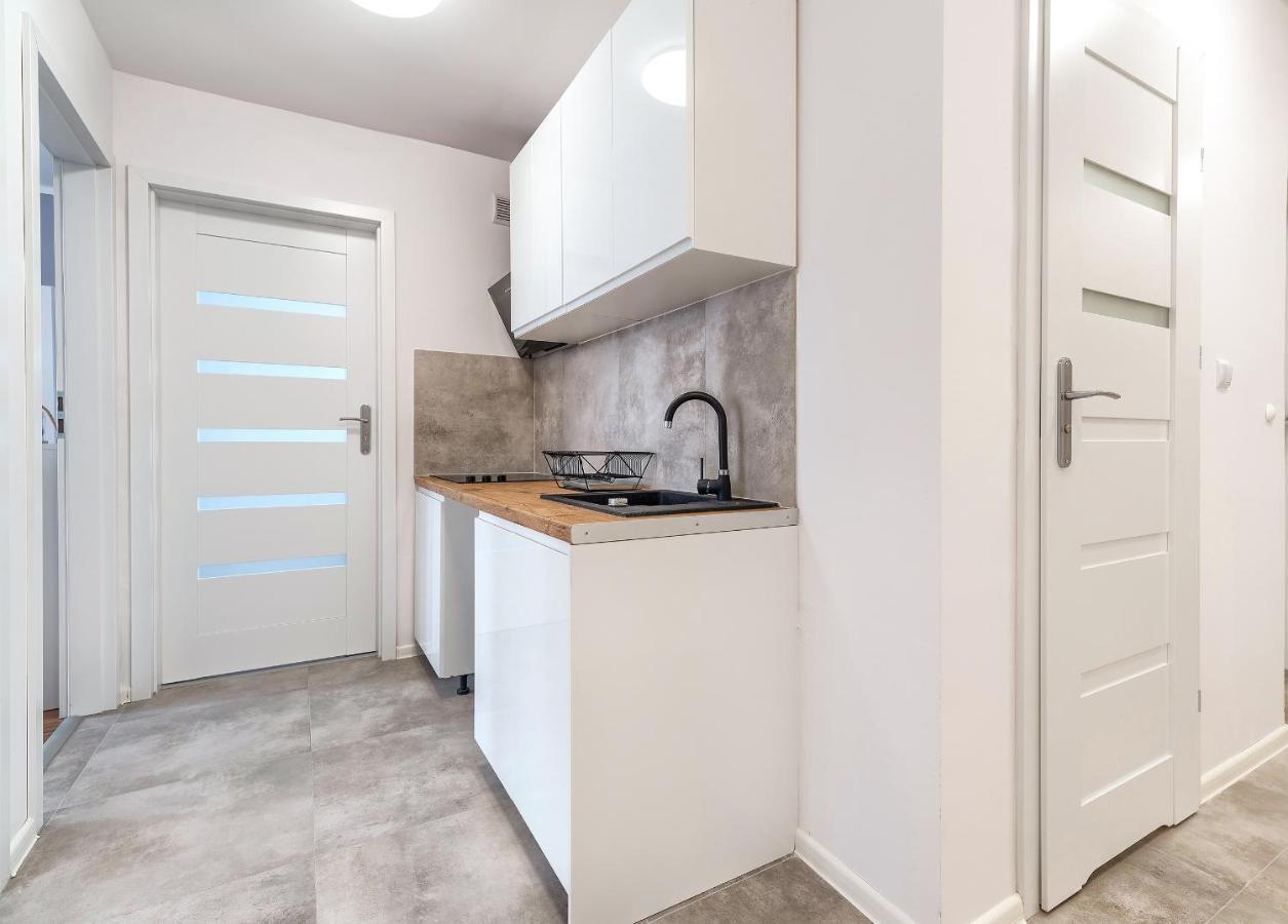 Ferienwohnung Pokoje Gdansk Zabianka - Bitwy Oliwskiej 15 Exterior foto